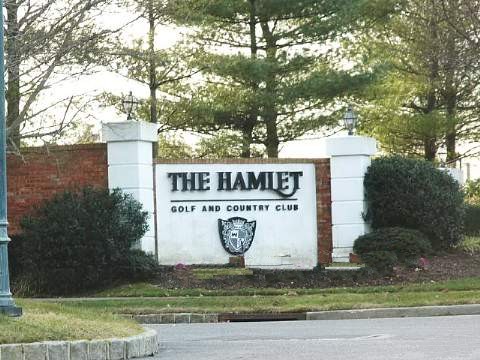 The Hamlet Golf and Country Club in Commack